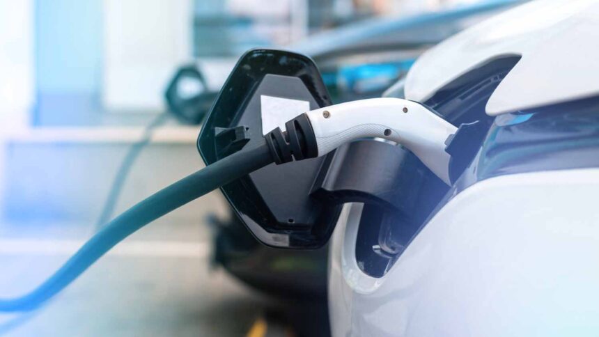 things to know before buying electric vehicle