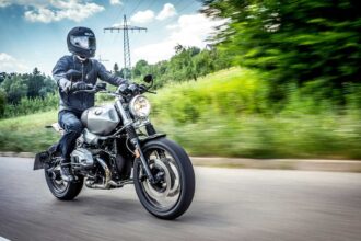 things you need to know if you ride motorcycle featured